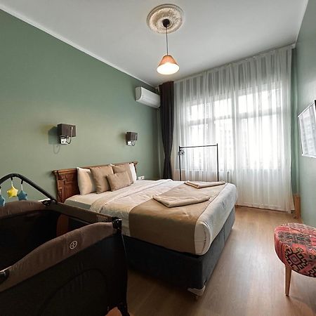 Waterfront Apartment By The Tram - Terrace With Dome & Golden Horn View In Fatih Provincia di Provincia di Istanbul Esterno foto
