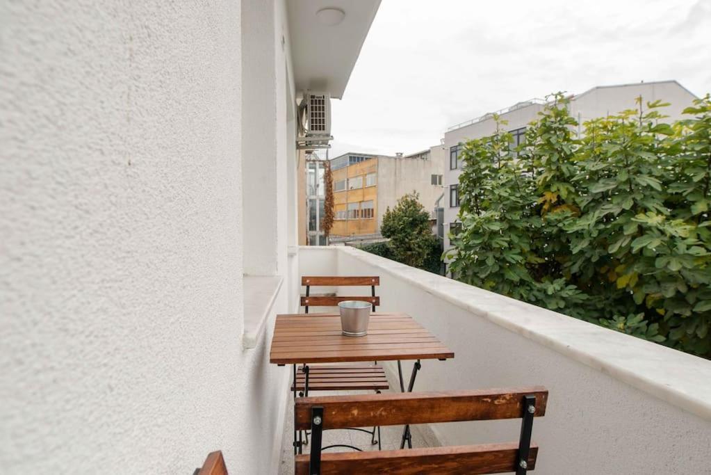 Waterfront Apartment By The Tram - Terrace With Dome & Golden Horn View In Fatih Provincia di Provincia di Istanbul Esterno foto