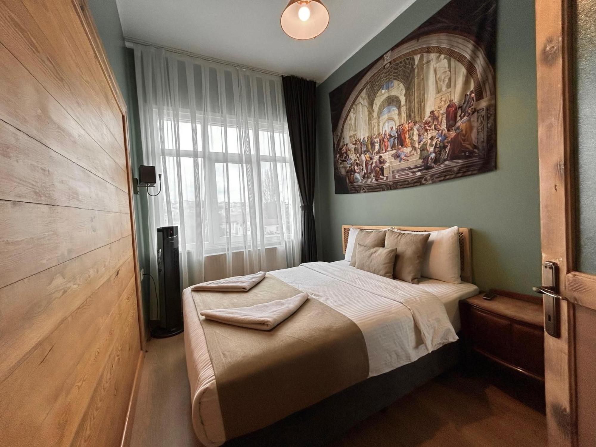 Waterfront Apartment By The Tram - Terrace With Dome & Golden Horn View In Fatih Provincia di Provincia di Istanbul Esterno foto