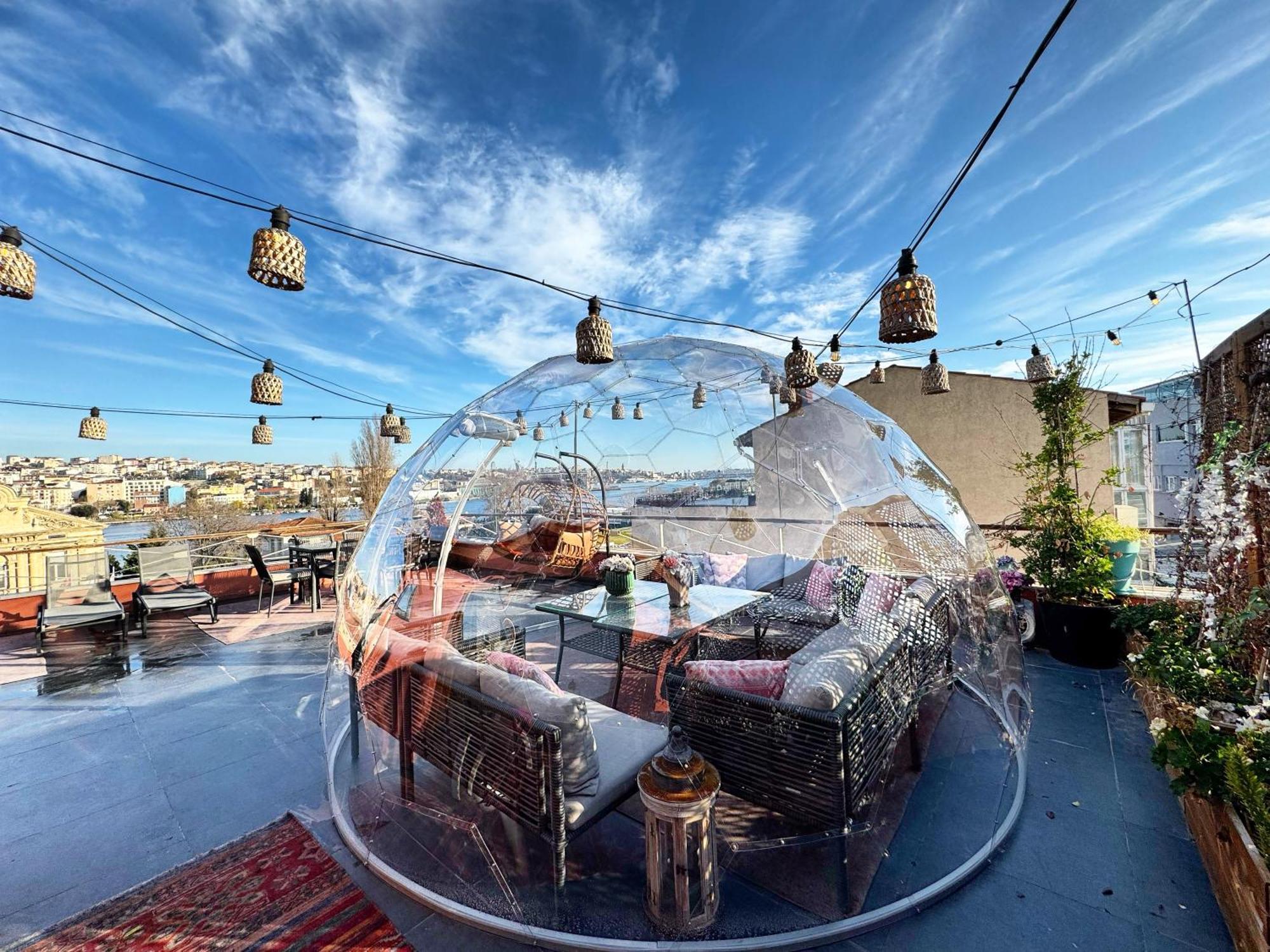 Waterfront Apartment By The Tram - Terrace With Dome & Golden Horn View In Fatih Provincia di Provincia di Istanbul Esterno foto